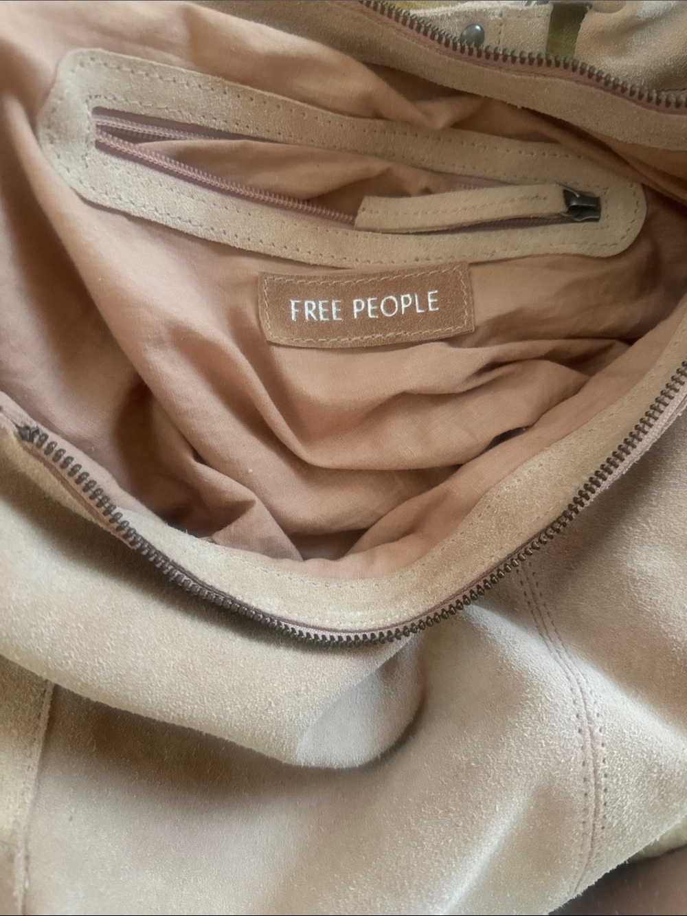 Free People Roma nude Blush Pink Suede tote Shoulder slouch Bag in candies - Picture 3 of 6